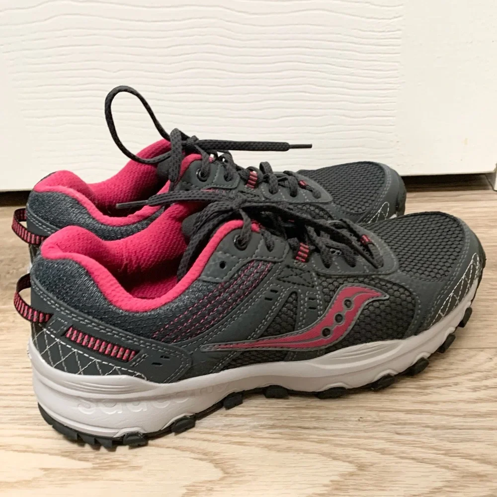 Saucony Womens Grid Raptor Tr 2 Running Hiking Shoes S15427-5 Charcoal Pink 7.5